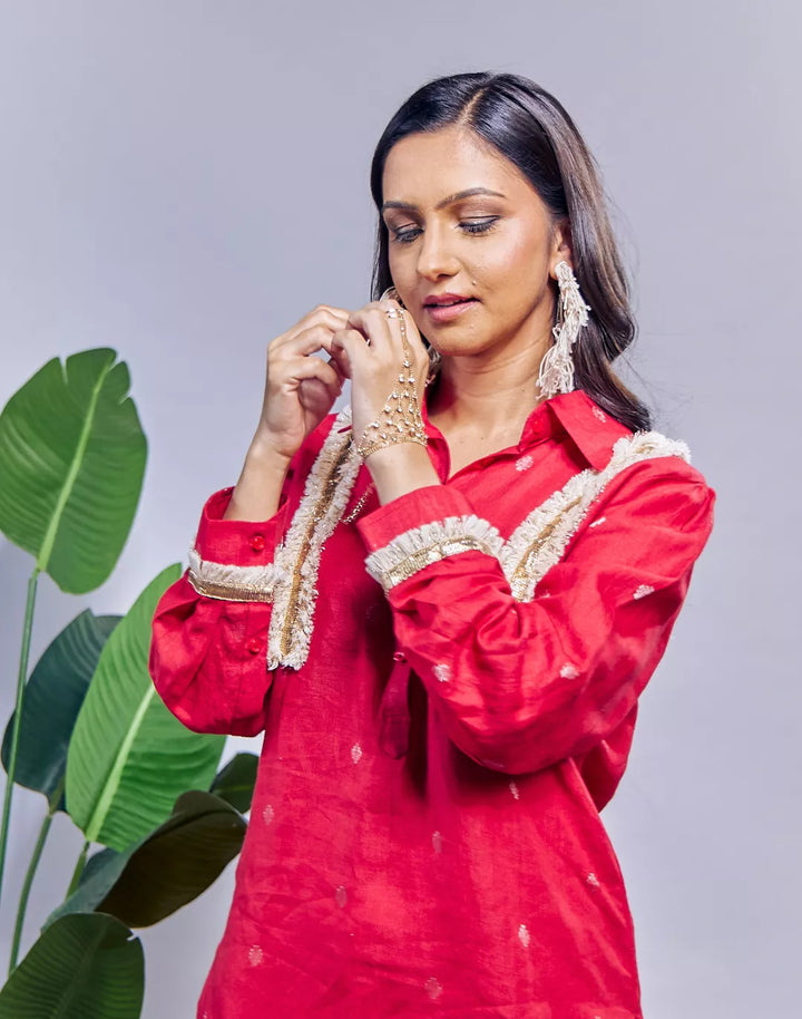 Gold Butti Linen Kurta Pant