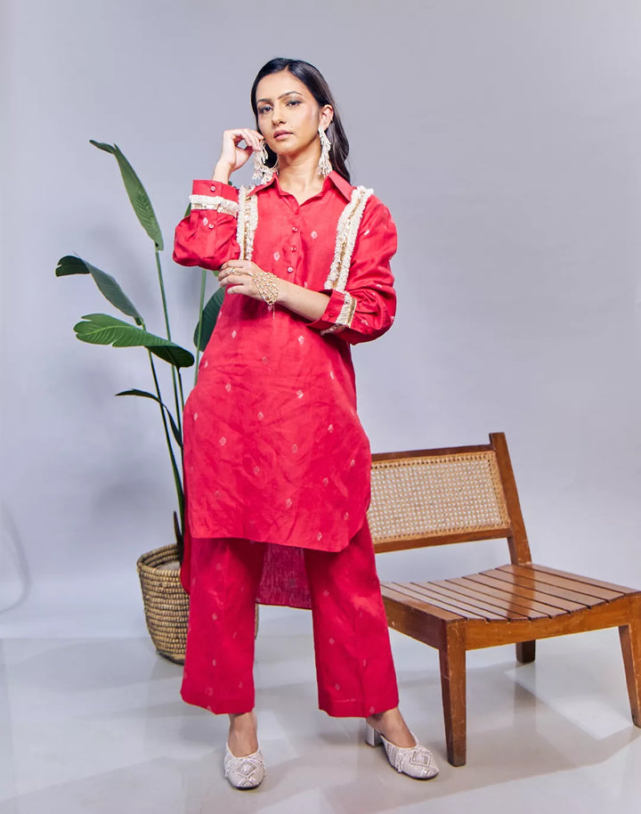 Gold Butti Linen Kurta Pant