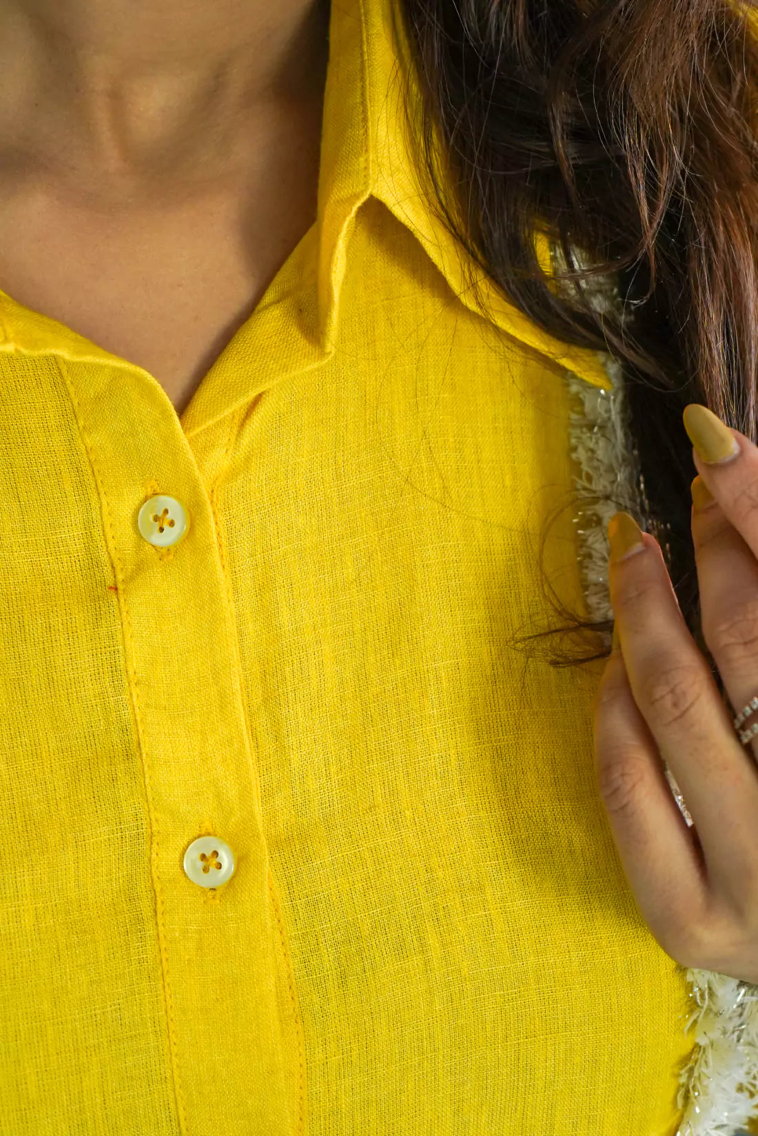 Gold Butti Linen Kurta Pant